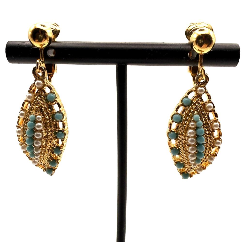 Vintage Sarah Coventry Gold Tone Leaf Turquoise Pearl Dangle Drop Clip Earrings
